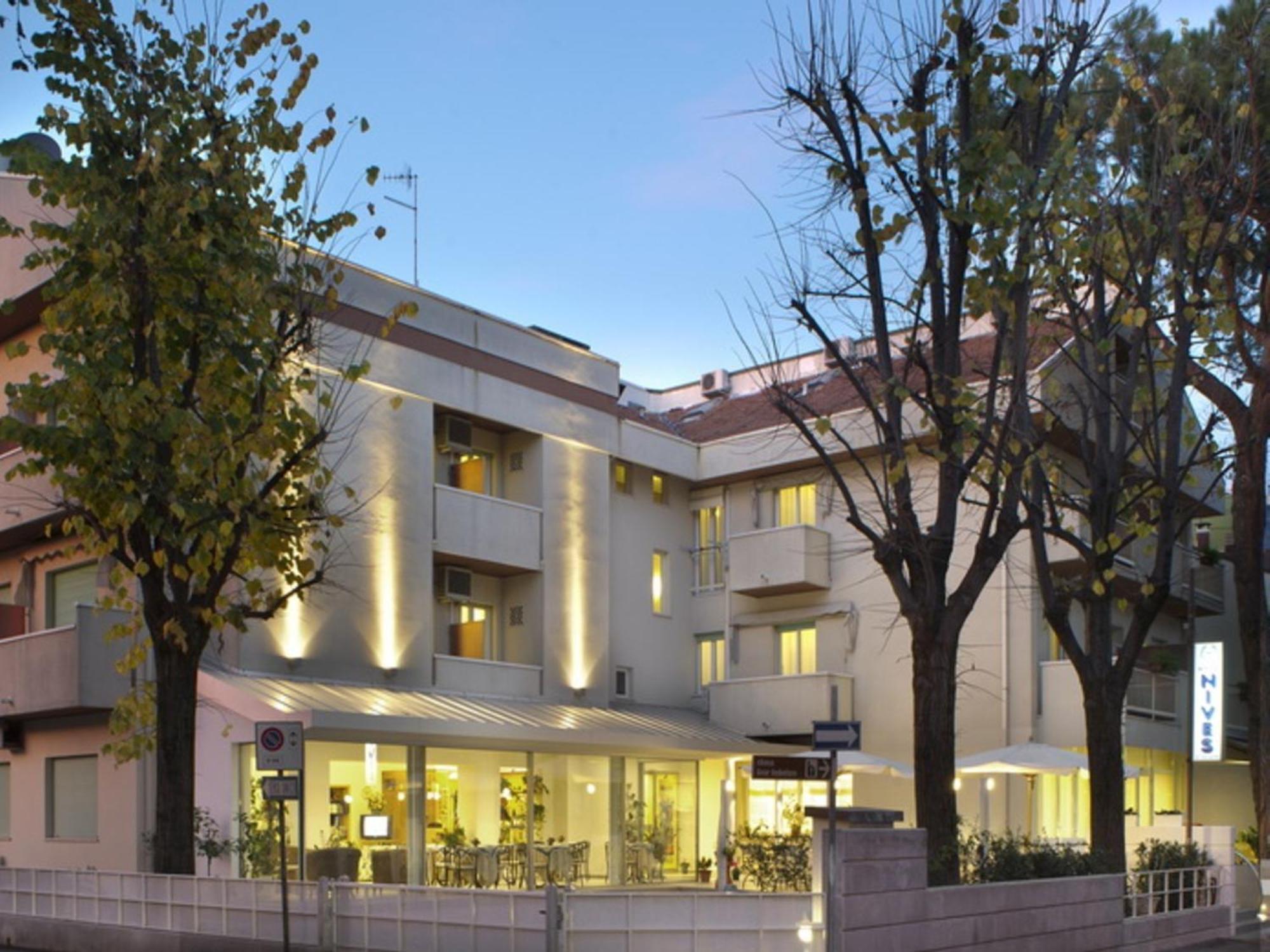 Hotel Nives Riccione Ngoại thất bức ảnh