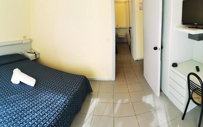 Hotel Nives Riccione Phòng bức ảnh