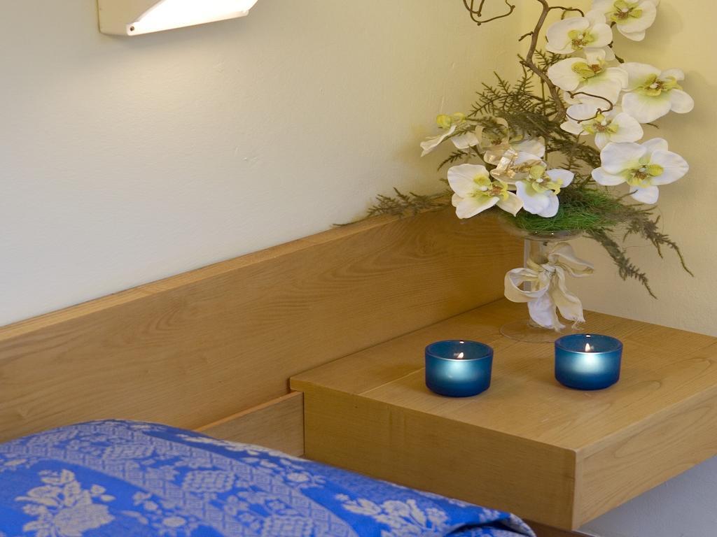 Hotel Nives Riccione Phòng bức ảnh